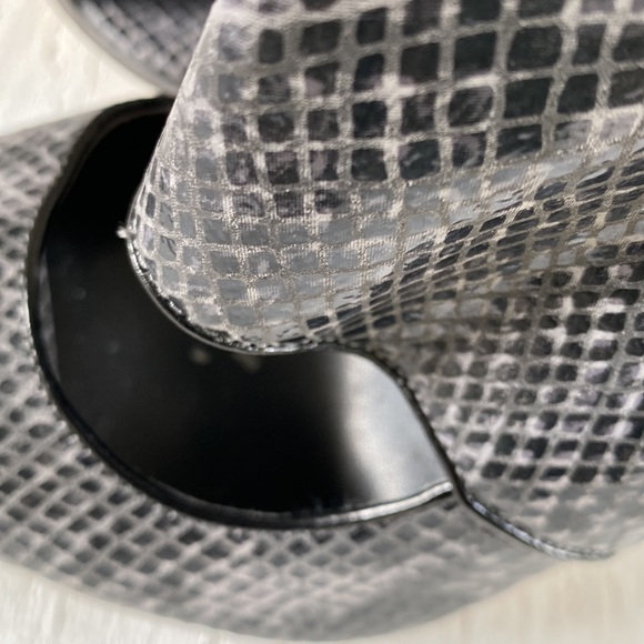 Calvin Klein Leonora Classic Python Print Heels - Picture 12 of 13